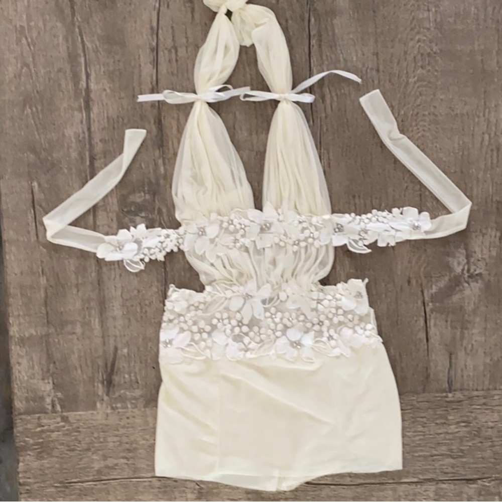 ISO EMA SAVAHL MINI DRESS